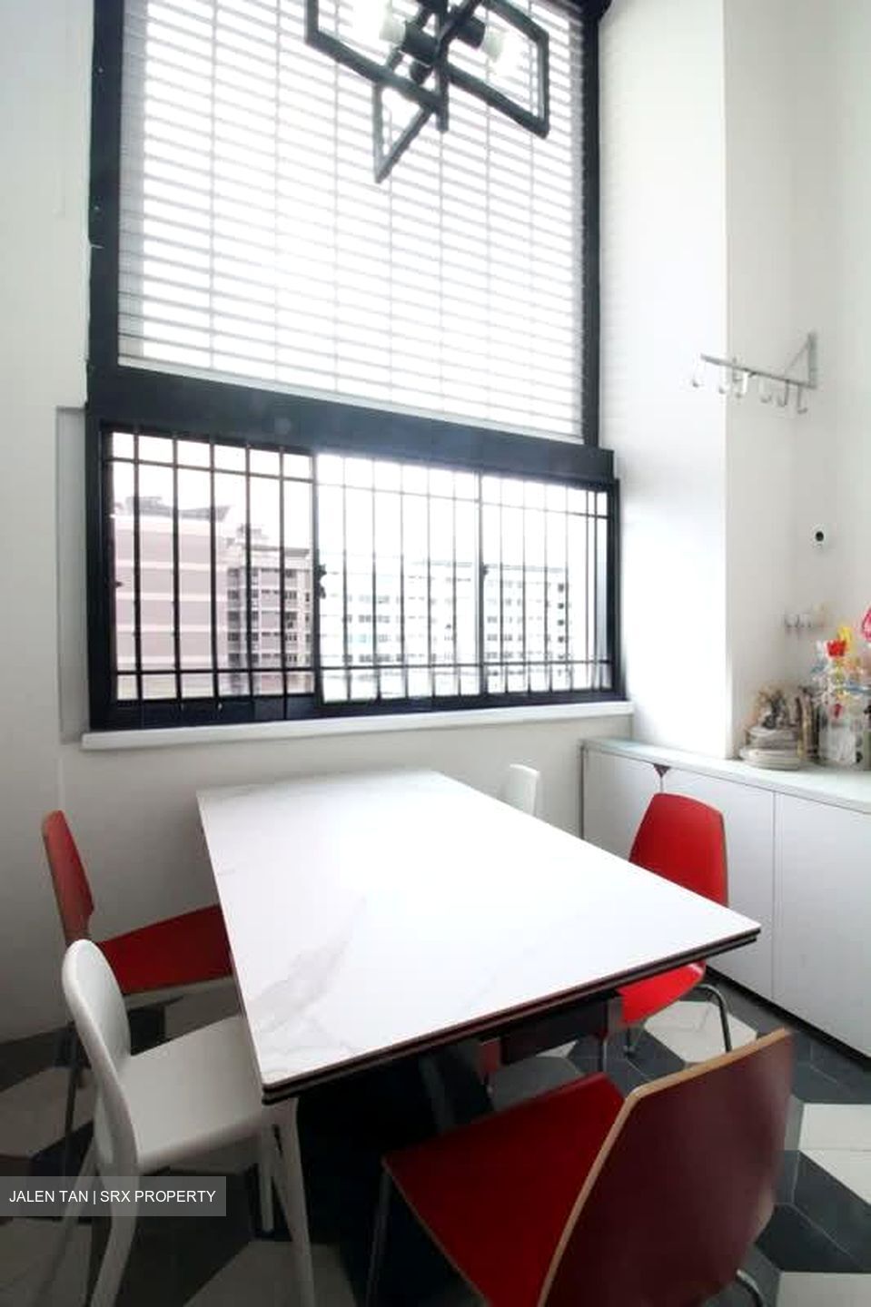 Blk 889 TAMPINES GROVE (Tampines), HDB Executive #574165751
